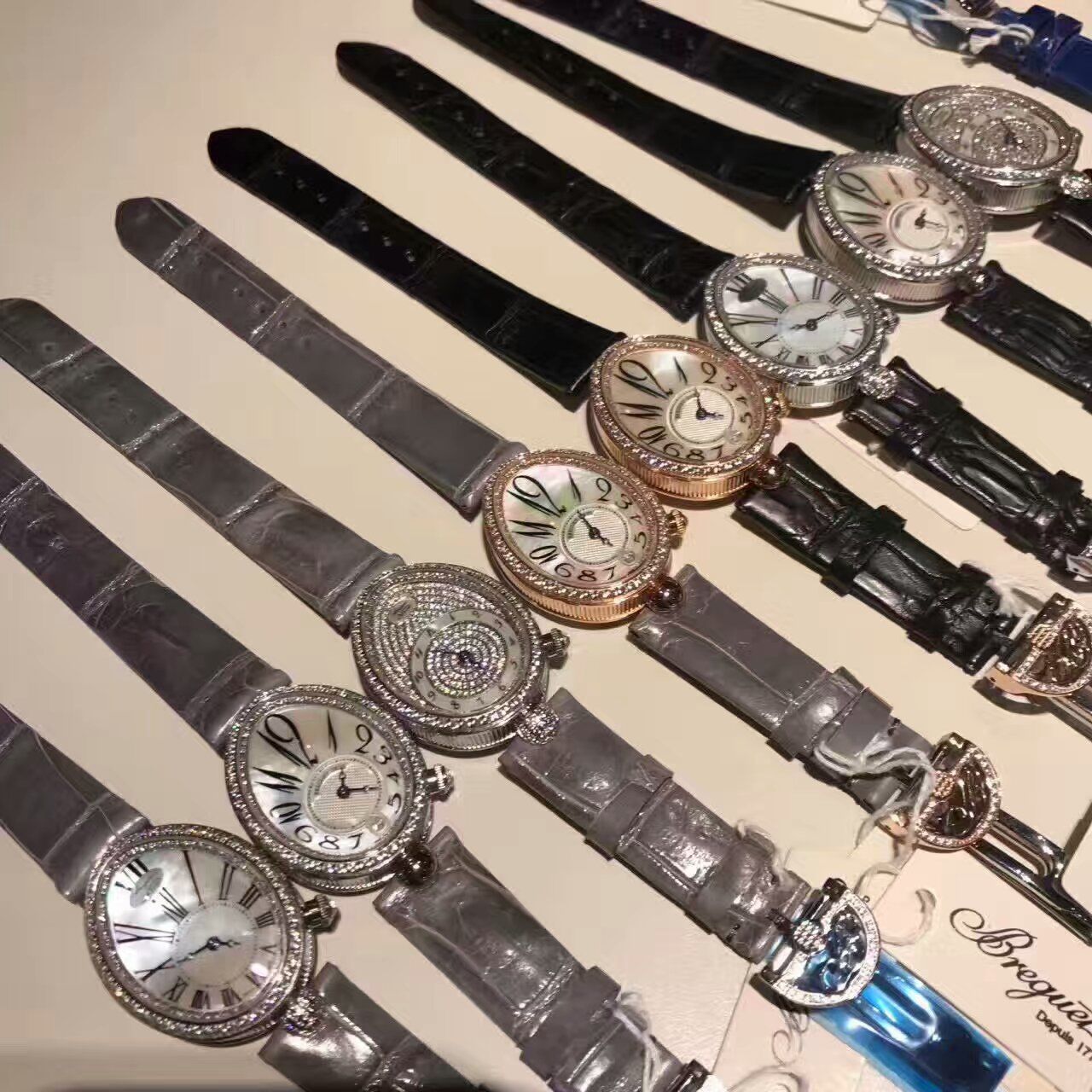 高仿宝玑 BREGUET - 那不勒斯皇后系列 8928BB/51/844 D00D 女士手表 BAJ017 女士手表 / BAJ017