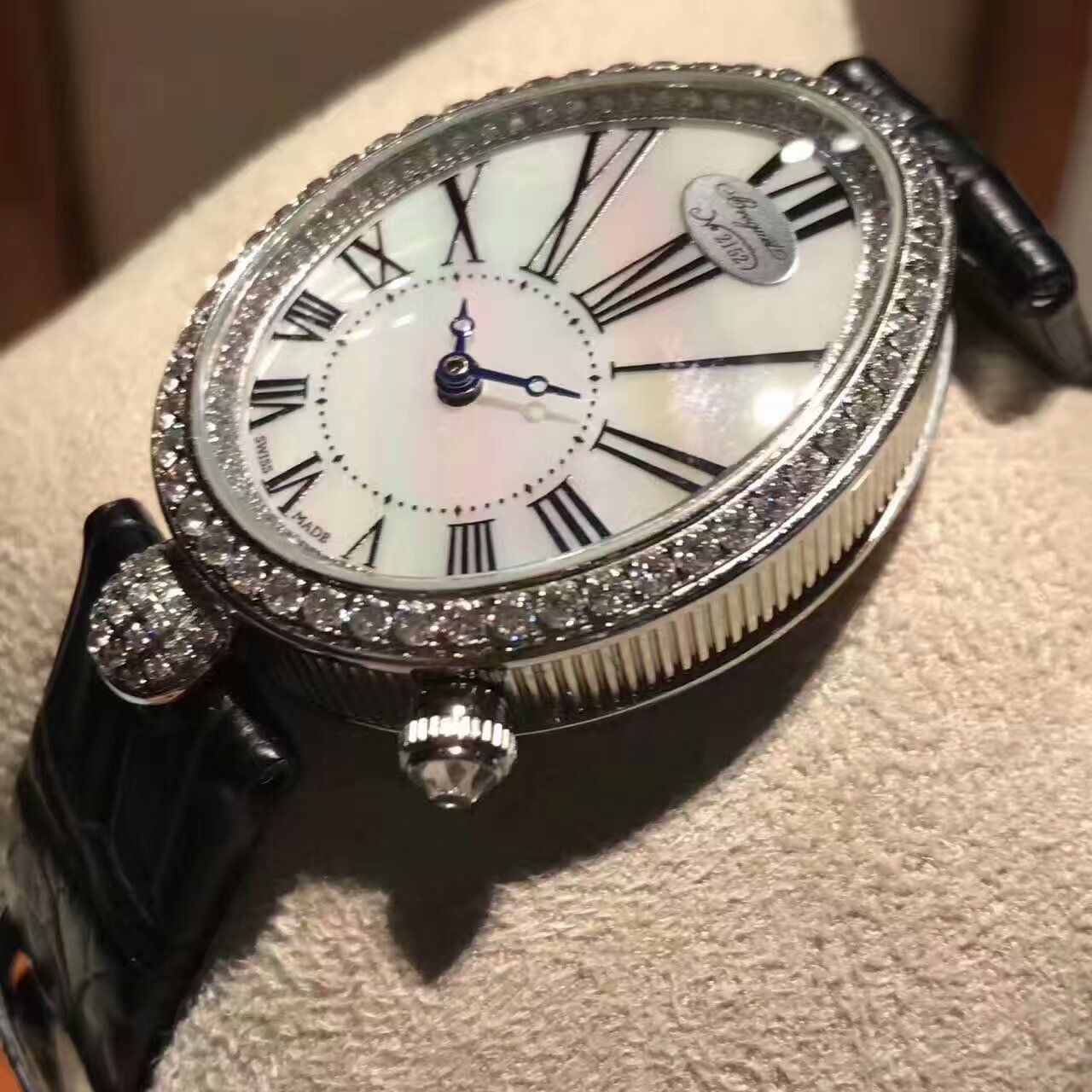 高仿宝玑 BREGUET - 那不勒斯皇后系列 8928BB/51/844 D00D 女士手表 BAJ017 女士手表 / BAJ017