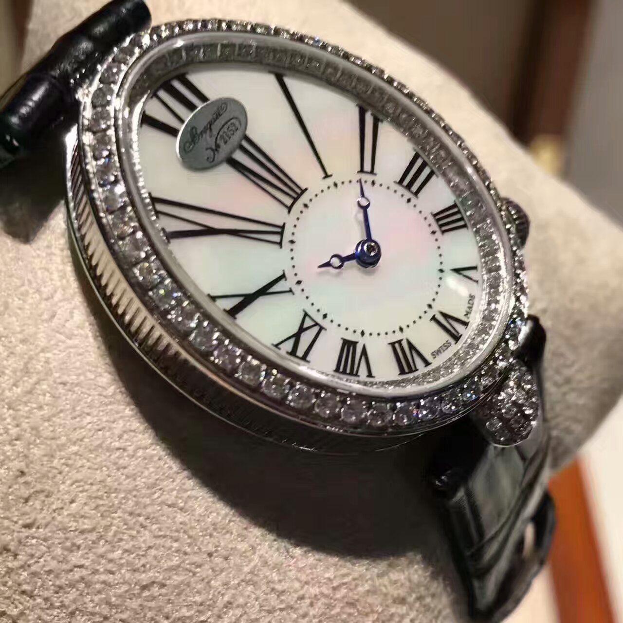 高仿宝玑 BREGUET - 那不勒斯皇后系列 8928BB/51/844 D00D 女士手表 BAJ017 女士手表 / BAJ017