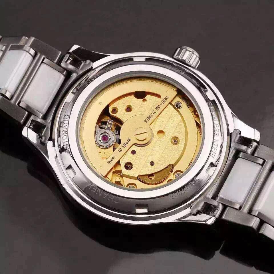  香奈儿 J12系列  镶钻精钢表盘  日本进口全自动机械机芯 高端女士腕表 白面款 / XNR014B 