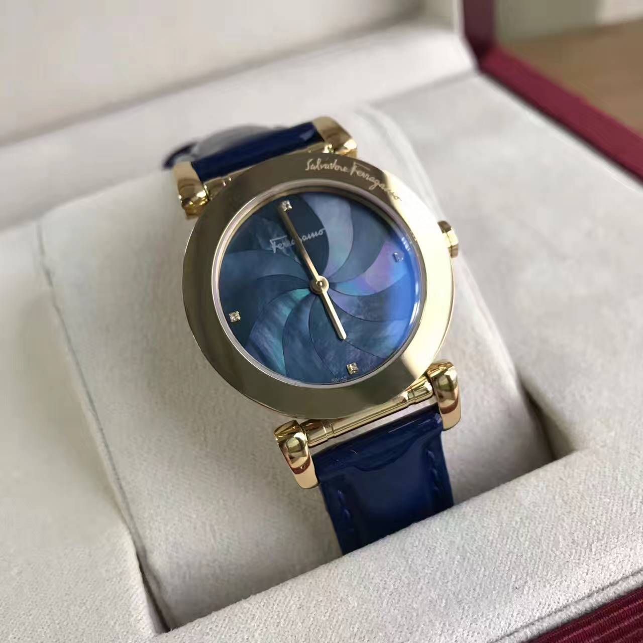 【香港原单 支持专柜验货】硬货！菲拉格慕F50石英女表 / 菲拉格慕AC02