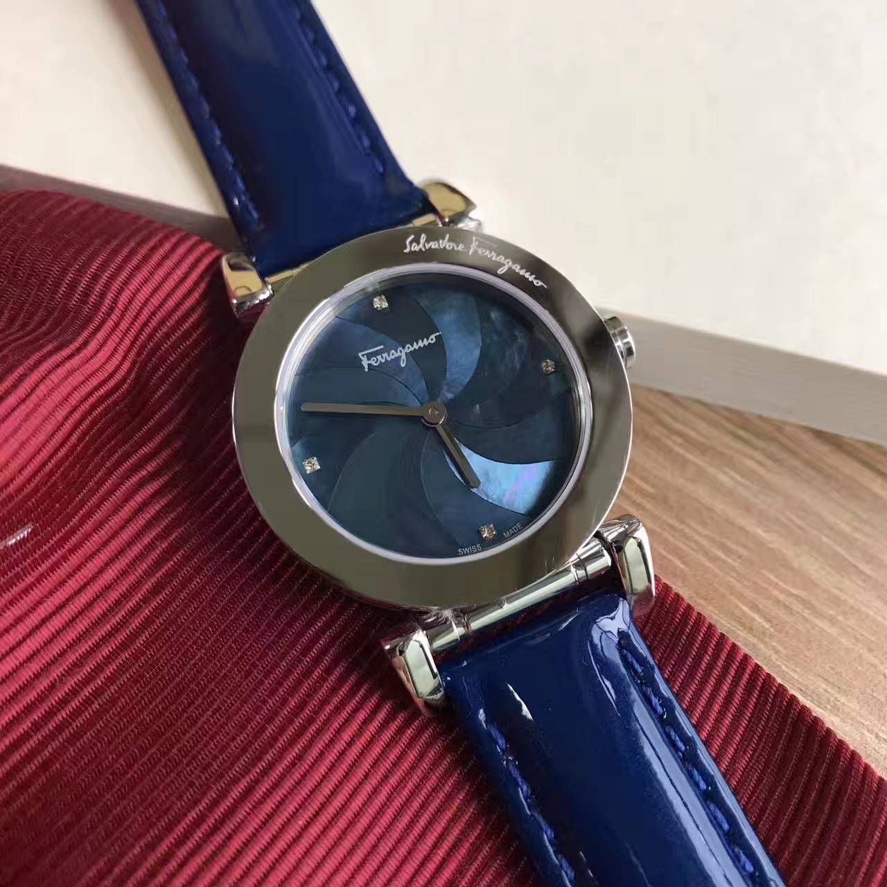 【香港原单 支持专柜验货】硬货！菲拉格慕F50石英女表 / 菲拉格慕AC02