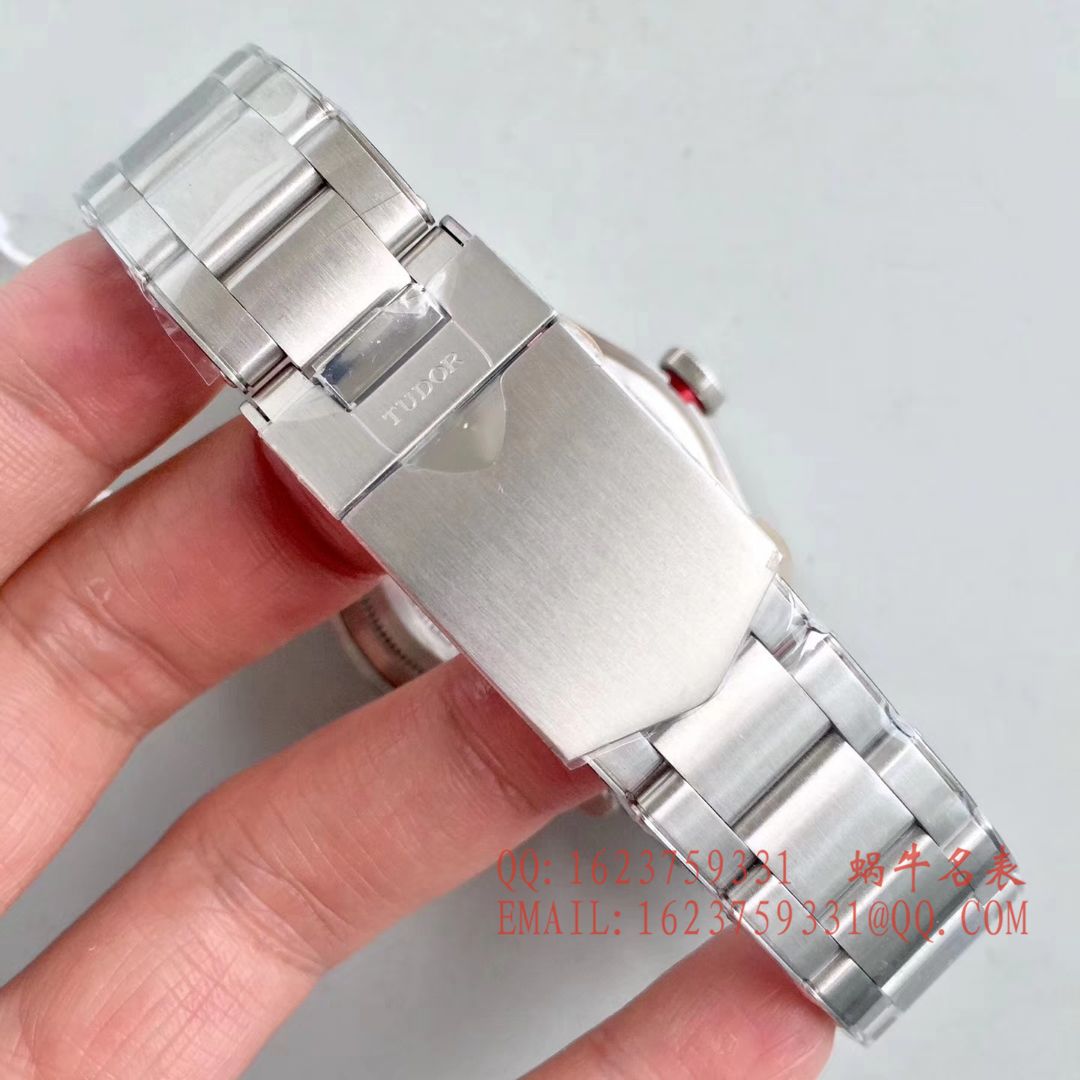 【ZF厂一比一超A高仿手表】帝舵HERITAGE BLACK BAY系列79220B 帝舵小蓝花最新V4版 / DT011