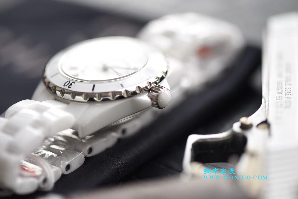 KOR韩版 香奈儿 J12香奈儿INTENSE 复刻高仿重置加强版女士石英腕表 / X024