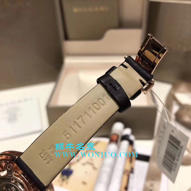 宝格丽astrale珠宝系列腕表闪亮登场 限量发售 按订货顺序出货 黄金镶嵌彩面宝石 / BG011