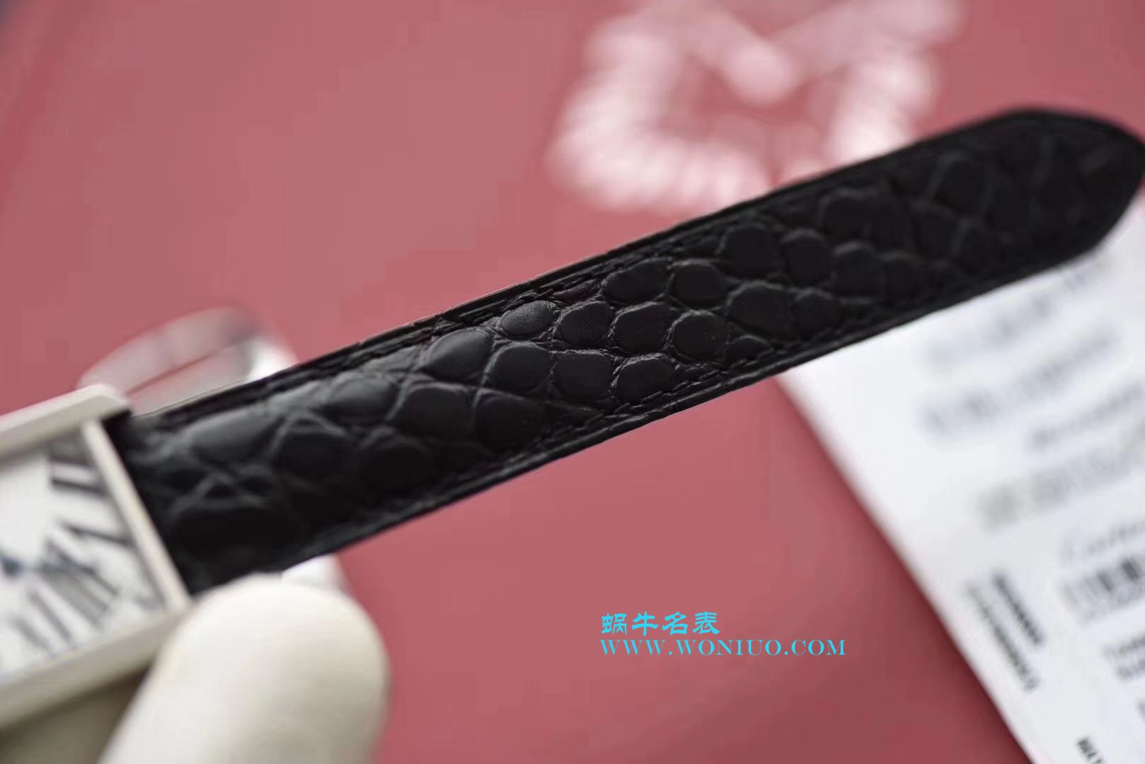 【独家视频测评K11厂一比一超A高仿手表】卡地亚坦克系列 W5200000 粉面女士石英腕表 / KAD008