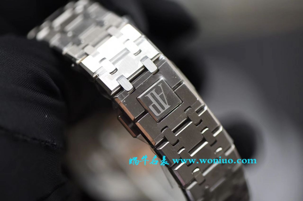 【视频解说】JF厂一比一高精仿手表之爱彼皇家橡树系列15400ST.OO.1220ST.02男表 / APBF022B