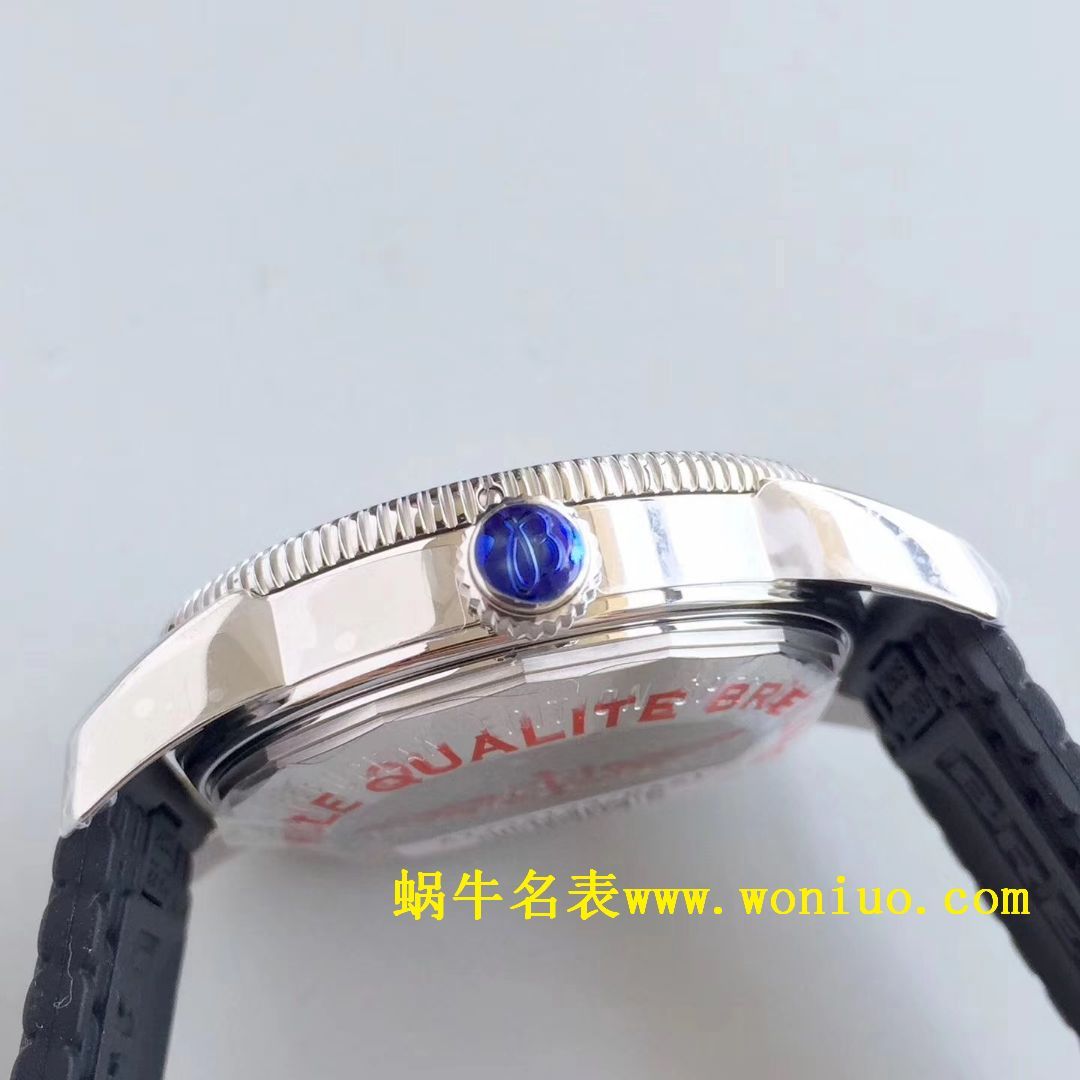 GF百年灵家族的“水鬼”－超级海洋文化二代42mm腕表四面可选 / BL085