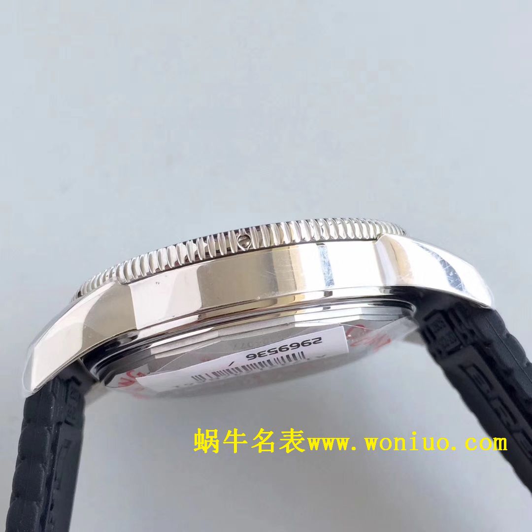 GF百年灵家族的“水鬼”－超级海洋文化二代42mm腕表四面可选 / BL085