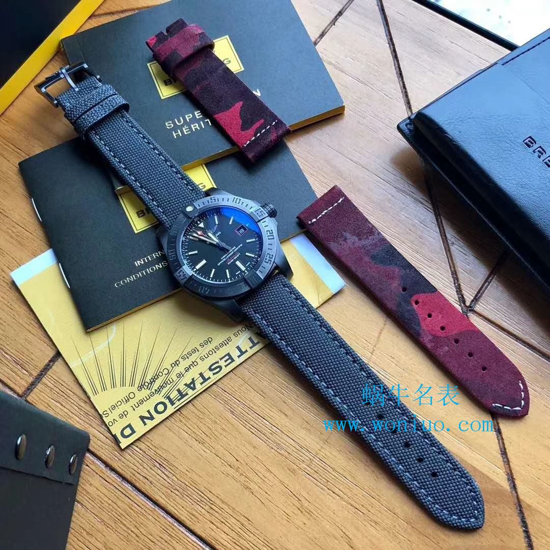 原单新款，百年灵复仇者黑鸟，44mm，原厂钛金属表壳 / BL087