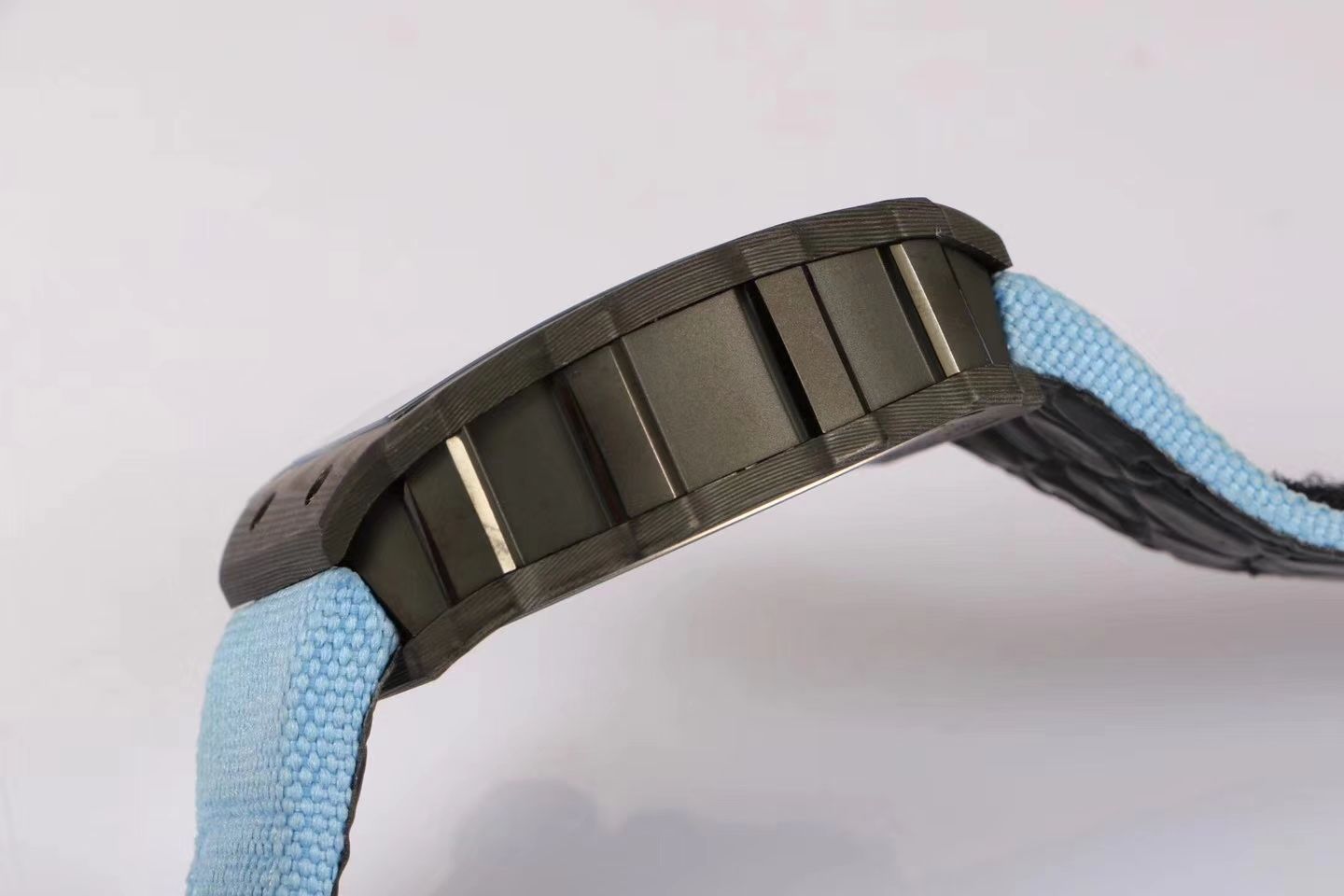 【RICHARD MILLE】复刻高仿RM53-01 这款腕表充满动感与活力 / RM53-01