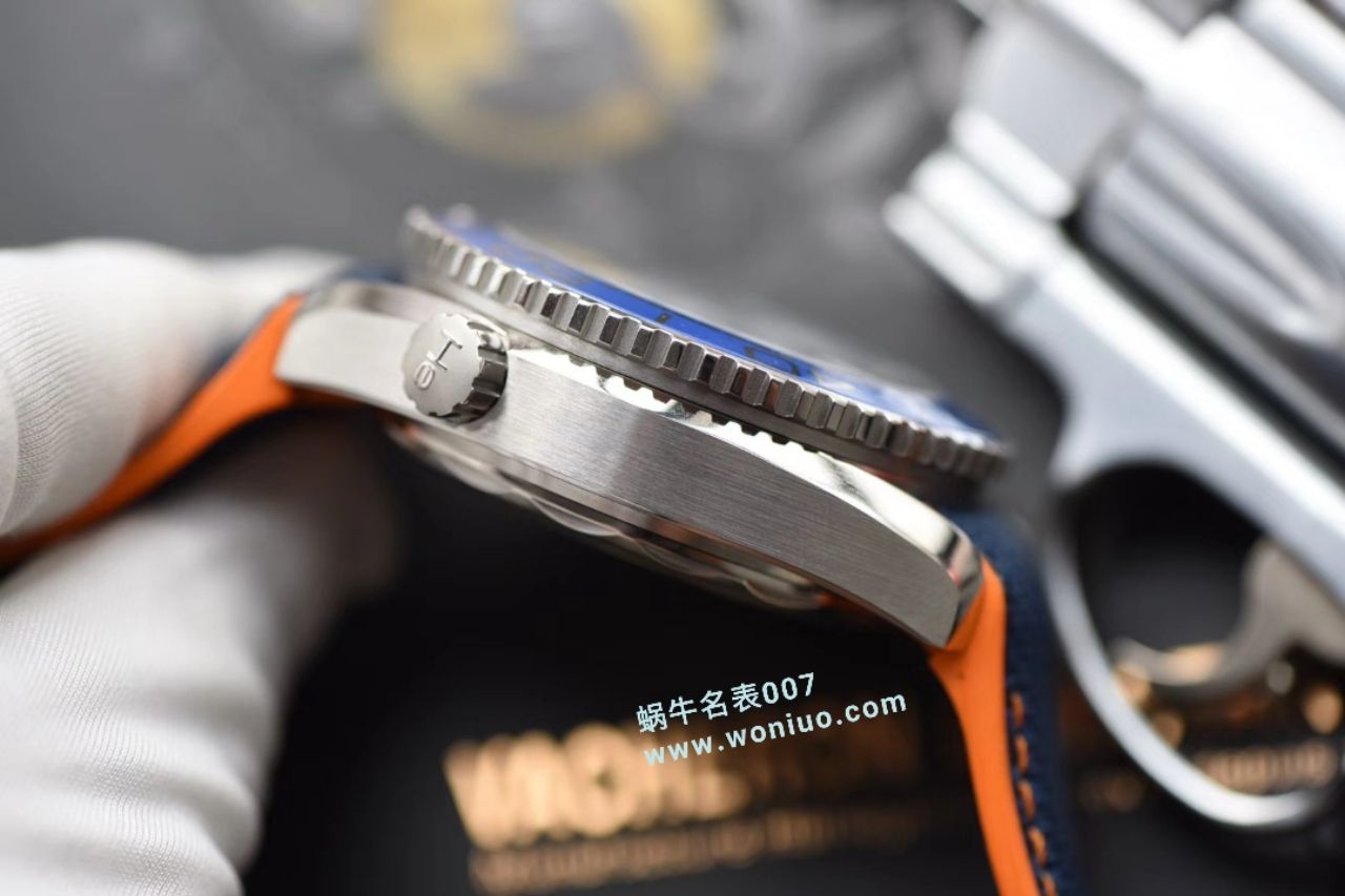 OM欧米茄海马复刻高仿海洋宇宙“迈克尔.菲尔普斯”限量版腕表 / M323