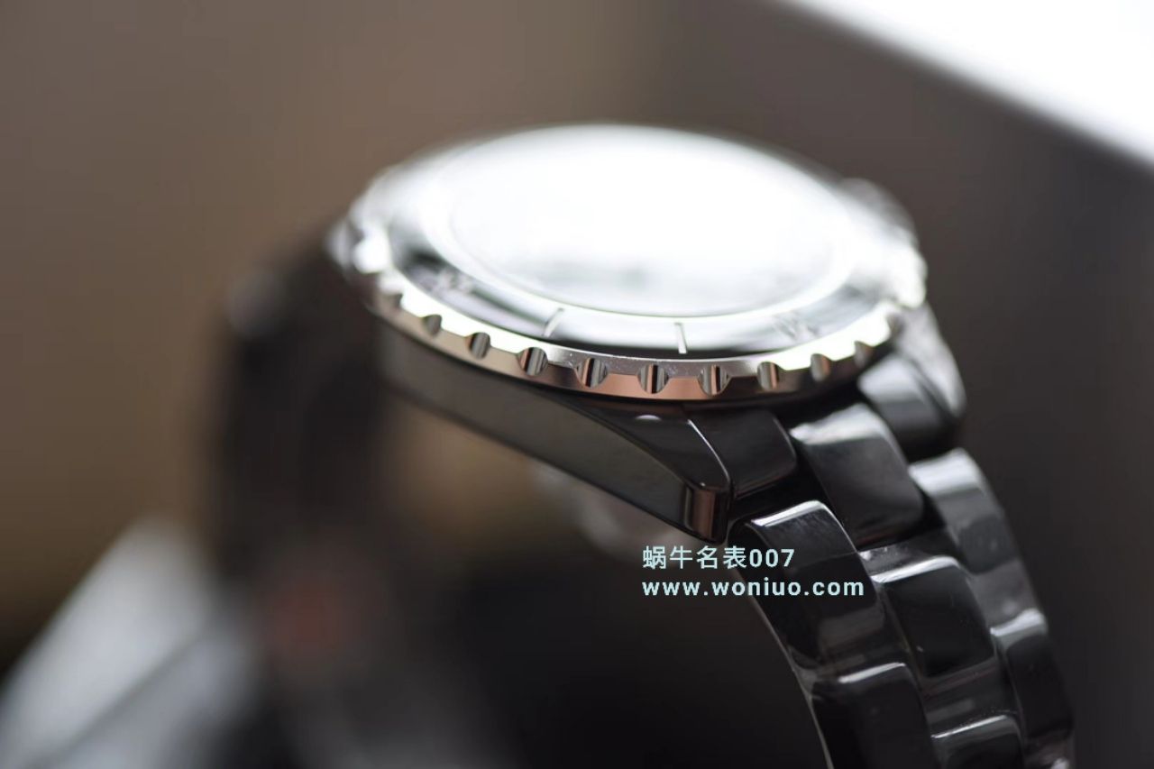 【独家视频评测】KOR韩版 香奈儿 J12香奈儿高仿INTENSE 重置加强版38MM 男女中性机械腕表 / X029