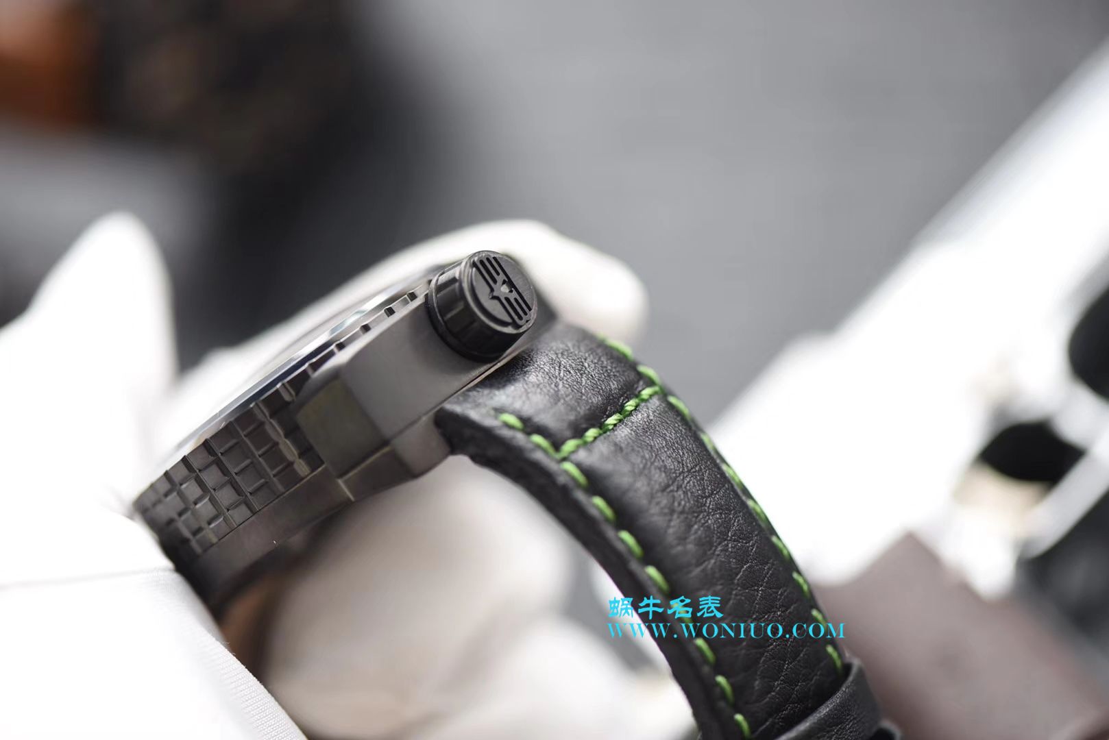 BB FACTORY 巧思之作【一表两用 奇思妙构】BBF出品BOMBERG BOLD系列腕表劲酷登场， / BB002