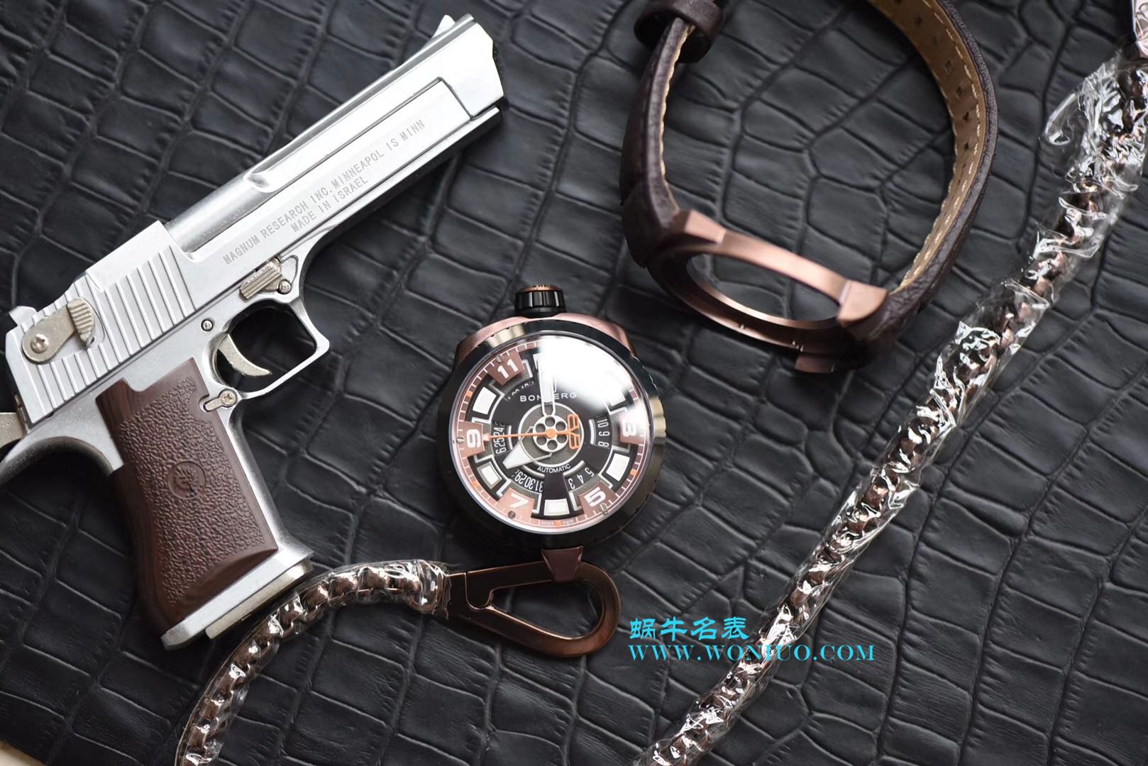 BB FACTORY 巧思之作【一表两用 奇思妙构】BBF出品BOMBERG BOLD系列腕表劲酷登场， / BB002