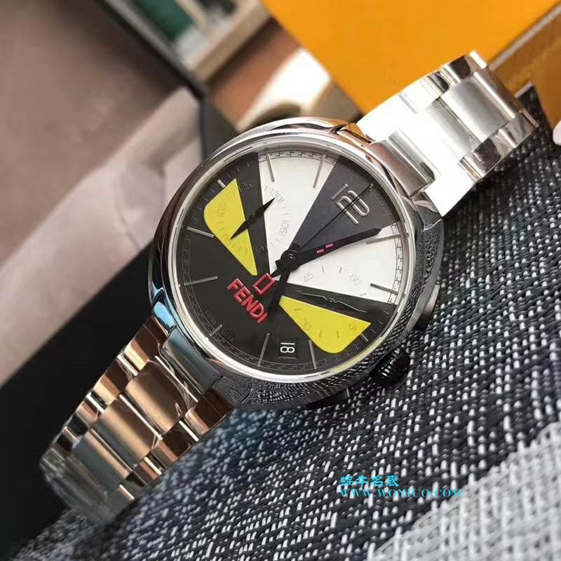 FENDI芬迪小怪兽石英计时男女中性手表（张艺兴同款） / Fendi990
