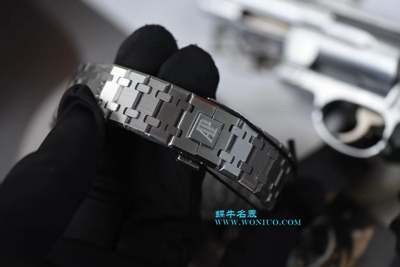 【TWA一比一超A高仿手表】爱彼皇家橡树系列26120ST.OO.1220ST.02腕表蓝面、26120ST.OO.1220ST.01白、26120ST.OO.1220ST.03黑 / AP138