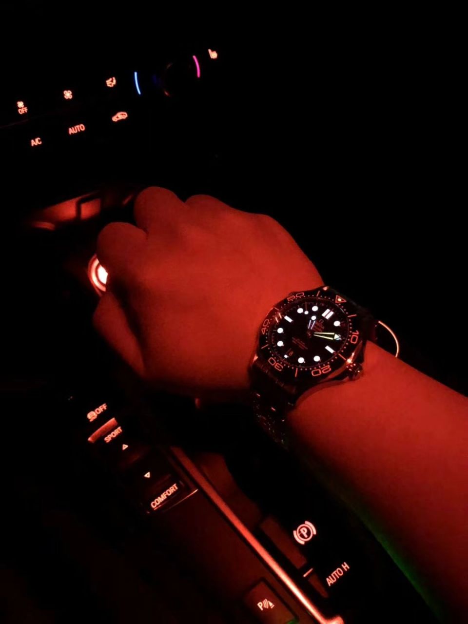 【VS一比一复刻高仿手表】欧米茄海马系列210.30.42.20.01.001腕表 / M333