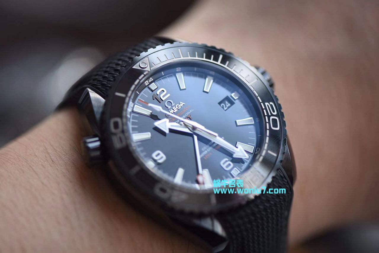 VS欧米茄全黑陶瓷海洋宇宙600米 “深海之黑”一比一超A高仿手表215.92.46.22.01.001腕表 / M370