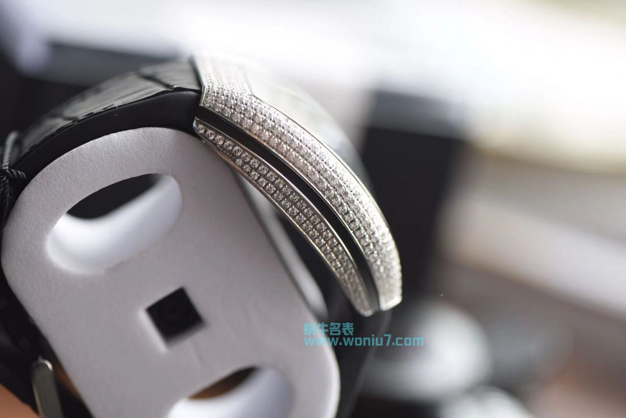 【最高版本复刻高仿～F M 霸气V45】法兰克穆勒VANGUARD系列V45镶钻腕表 / FL031