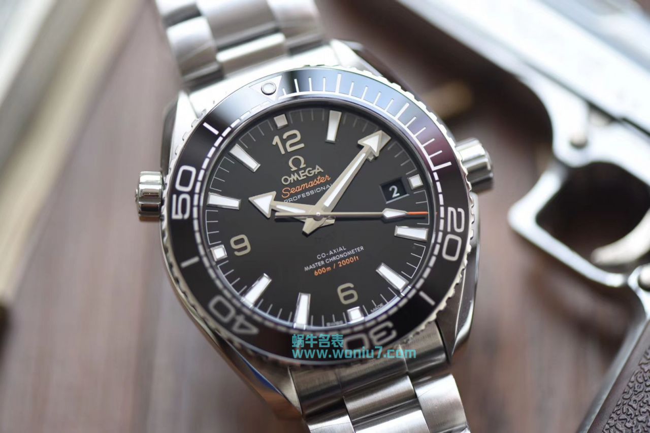 欧米茄海马系列215.30.44.21.01.001腕表【VS超A高仿复刻手表】 / M375