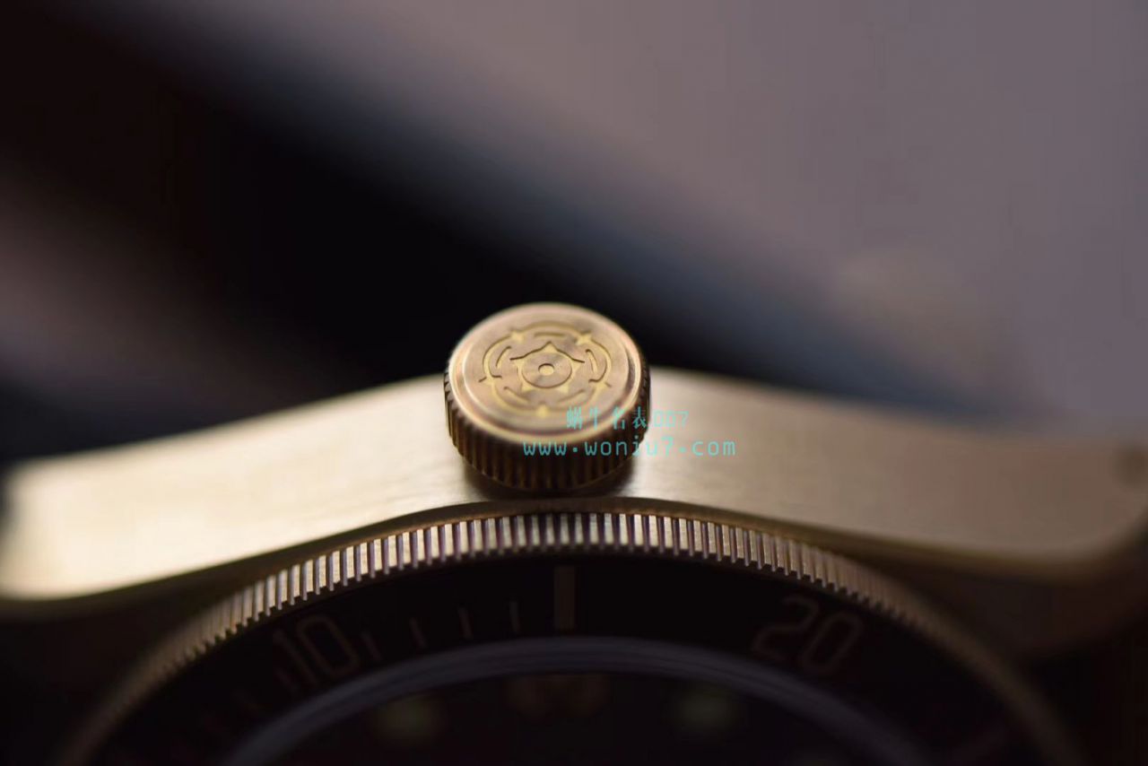 【独家视频测评KW1:1超A高仿手表】帝舵启承系列M79250BM-0001 小铜花V2版本 / DTBA018A