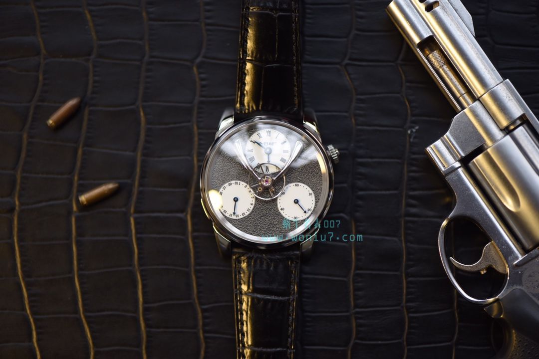 MB&F腕表新玩具 独立制表人作品 / MB&F01