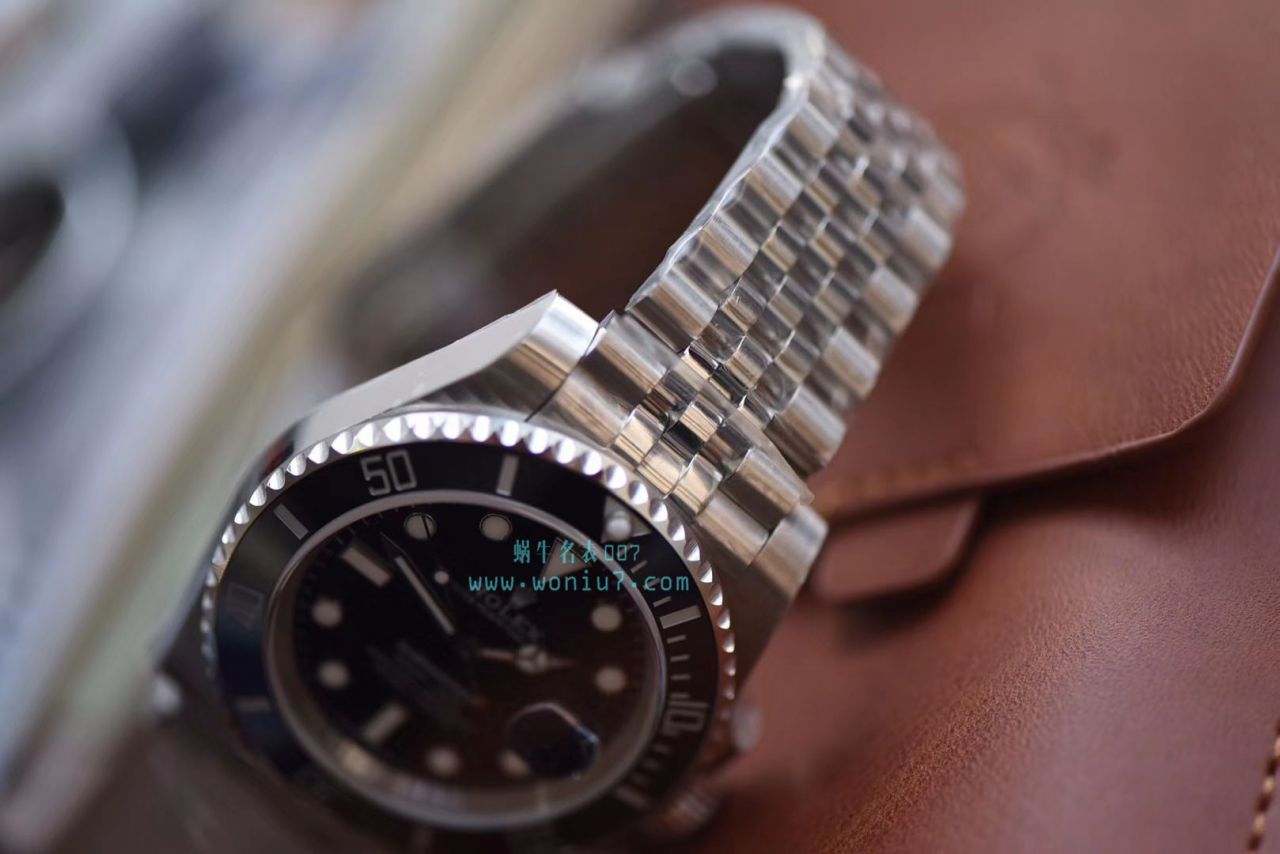 【V9厂出品，搭配五珠链】劳力士潜航者型顶级复刻高仿116610LN-97200 黑盘腕表(黑水鬼)、116610LV-97200 绿盘腕表(绿水鬼) / R268