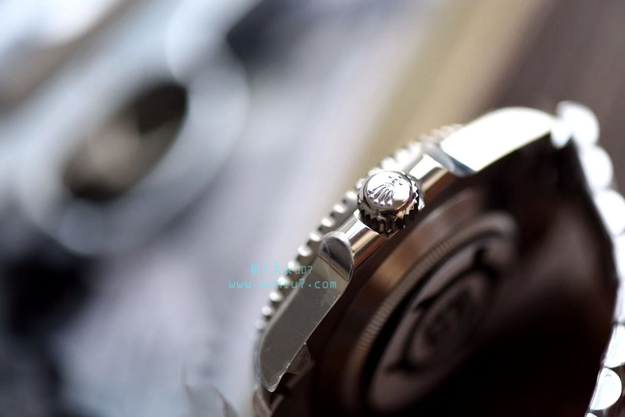 【V9厂出品，搭配五珠链】劳力士潜航者型顶级复刻高仿116610LN-97200 黑盘腕表(黑水鬼)、116610LV-97200 绿盘腕表(绿水鬼) / R268