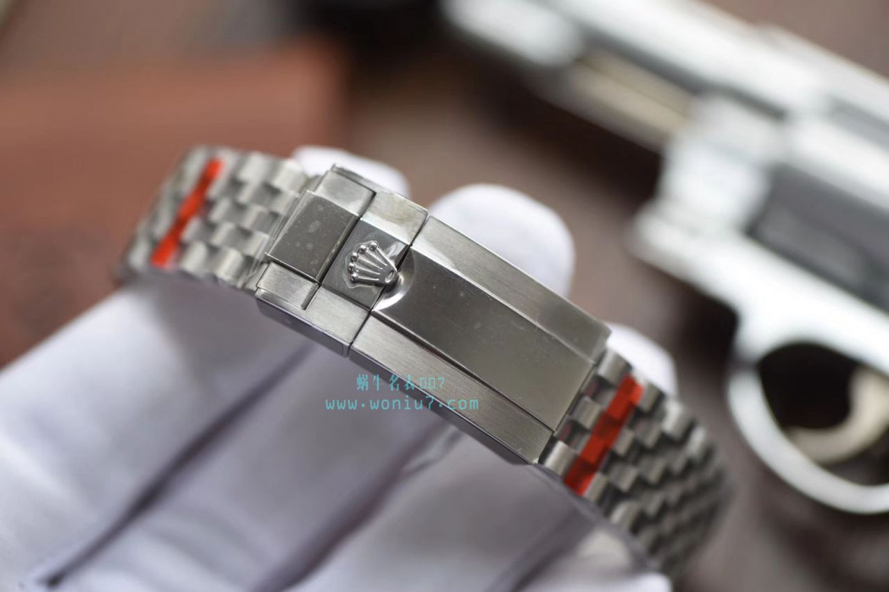 【V9厂出品，搭配五珠链】劳力士潜航者型顶级复刻高仿116610LN-97200 黑盘腕表(黑水鬼)、116610LV-97200 绿盘腕表(绿水鬼) / R268