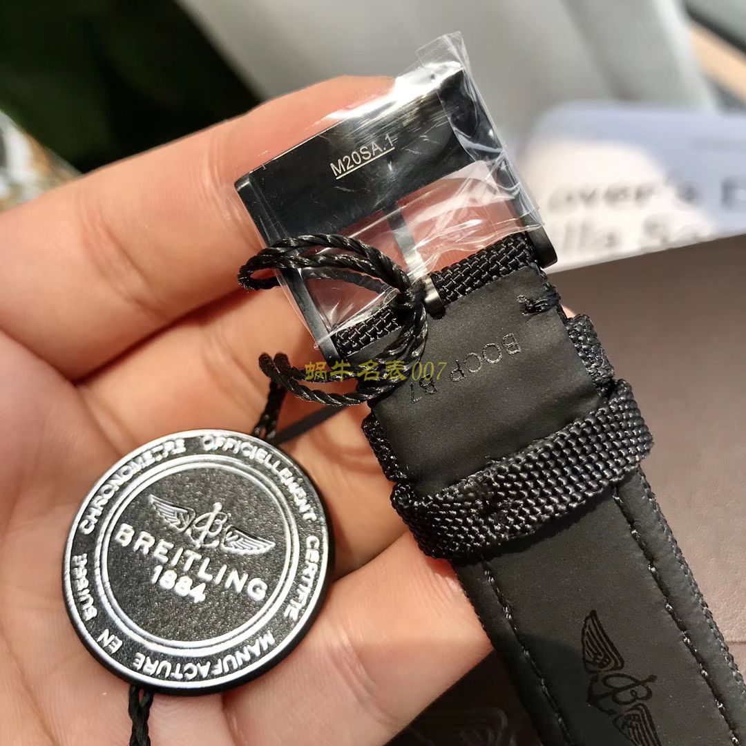 原单新款，百年灵复仇者黑鸟，44mm，原厂钛金属表壳 / BL087