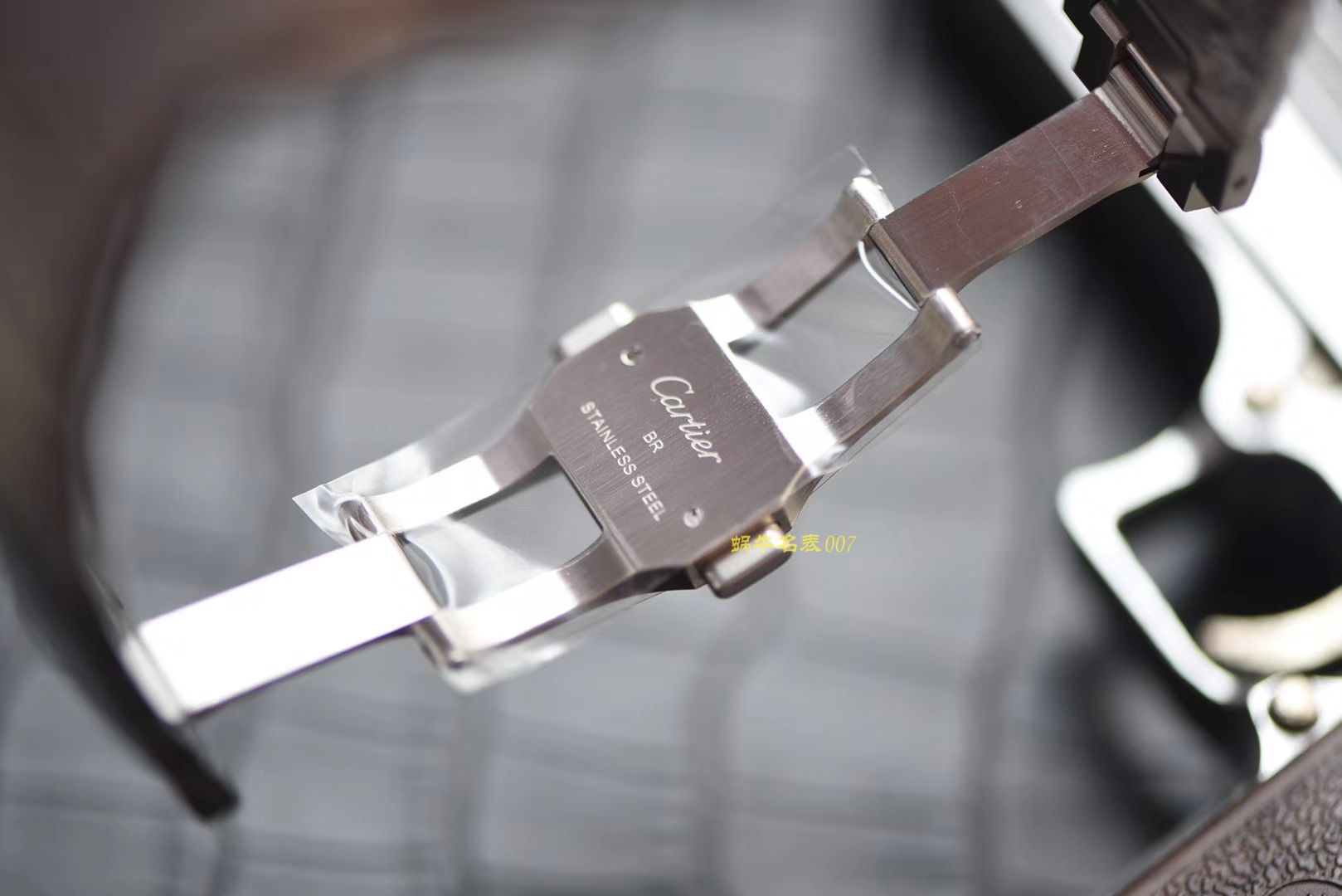 卡地亚山度士系列WSSA0013（大号）腕表【KOR一比一高仿手表】 / K193