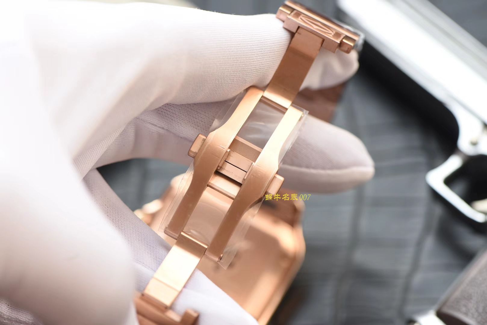 卡地亚山度士系列WGSA0007（大号）腕表【KOR一比一高精仿手表】 / K196