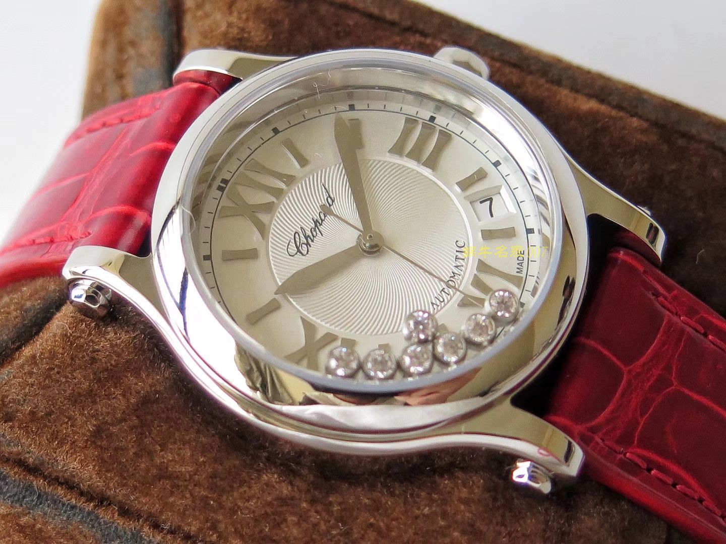 萧邦 HAPPY SPORT MEDIUM AUTOMATIC系列 278559-3001 顶级复刻高仿女士手表 / XB015