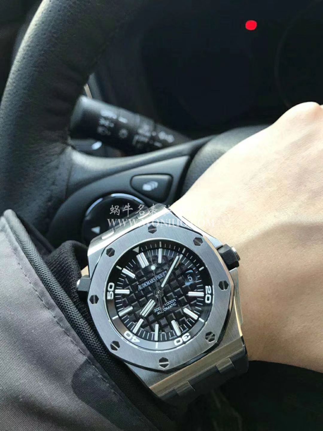 【JF一比一超A高仿】视频评测爱彼皇家橡树离岸型系列15703ST.OO.A002CA.01腕表，全新V9S超强版正式闪亮登场 / AP156