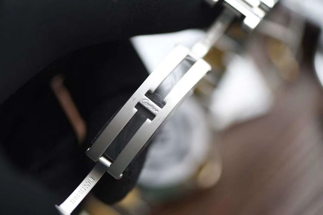 卡地亚蓝气球系列W2BB0002腕表33毫米【V9一比一高精仿女表】V9厂18K包金蓝气球间金款 / K202