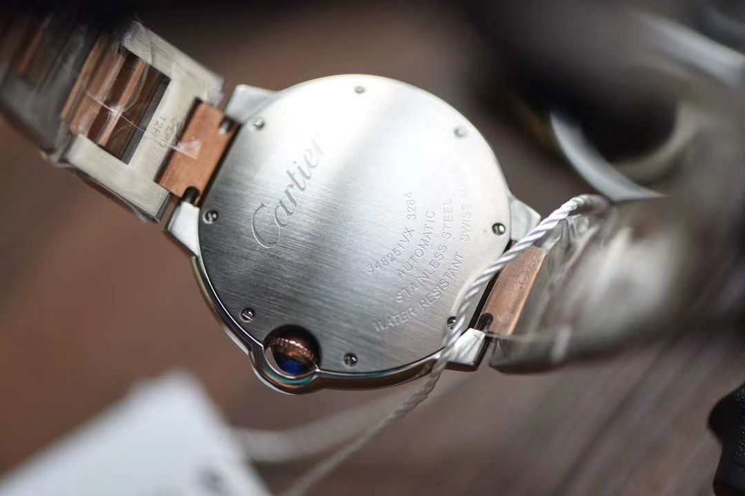 卡地亚蓝气球系列W2BB0003腕表36毫米玫瑰金女装【V9厂18K包金复刻高仿卡地亚蓝气球间金款】 / K206