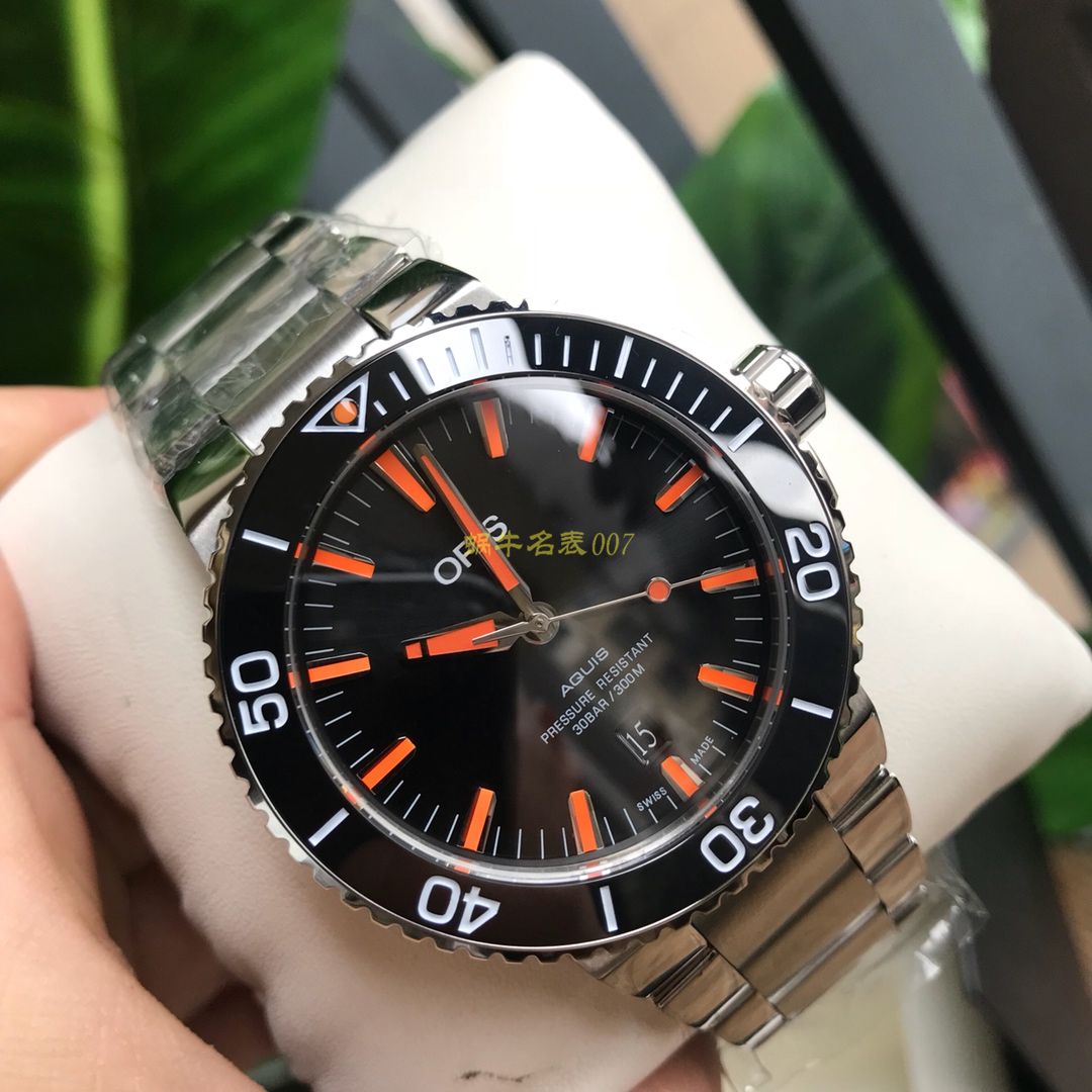 【渠道原单硬货】豪利时潜水系列01 733 7730 4154-07 8 24 05PEB和01 733 7730 4135-07 8 24 05PEB腕表 / OB002
