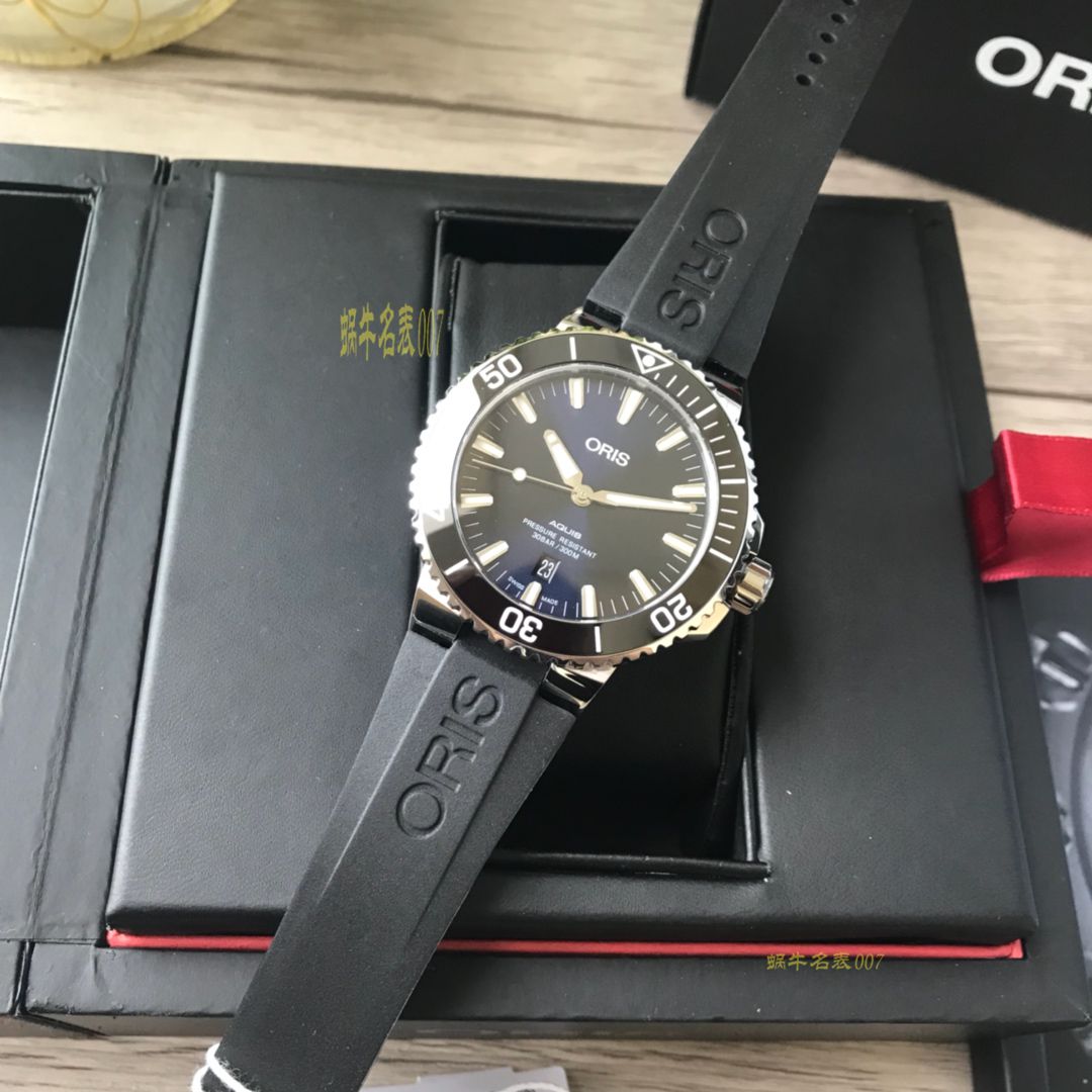 【渠道原单，多面可选】豪利时潜水系列01 733 7730 4159-07 4 24 64EB腕表 / OB006