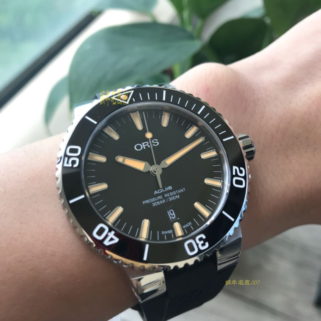 【渠道原单，多面可选】豪利时潜水系列01 733 7730 4159-07 4 24 64EB腕表 / OB006
