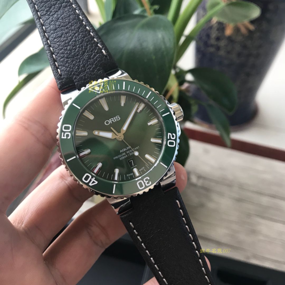 【渠道原单，多面可选】豪利时潜水系列01 733 7730 4159-07 4 24 64EB腕表 / OB006