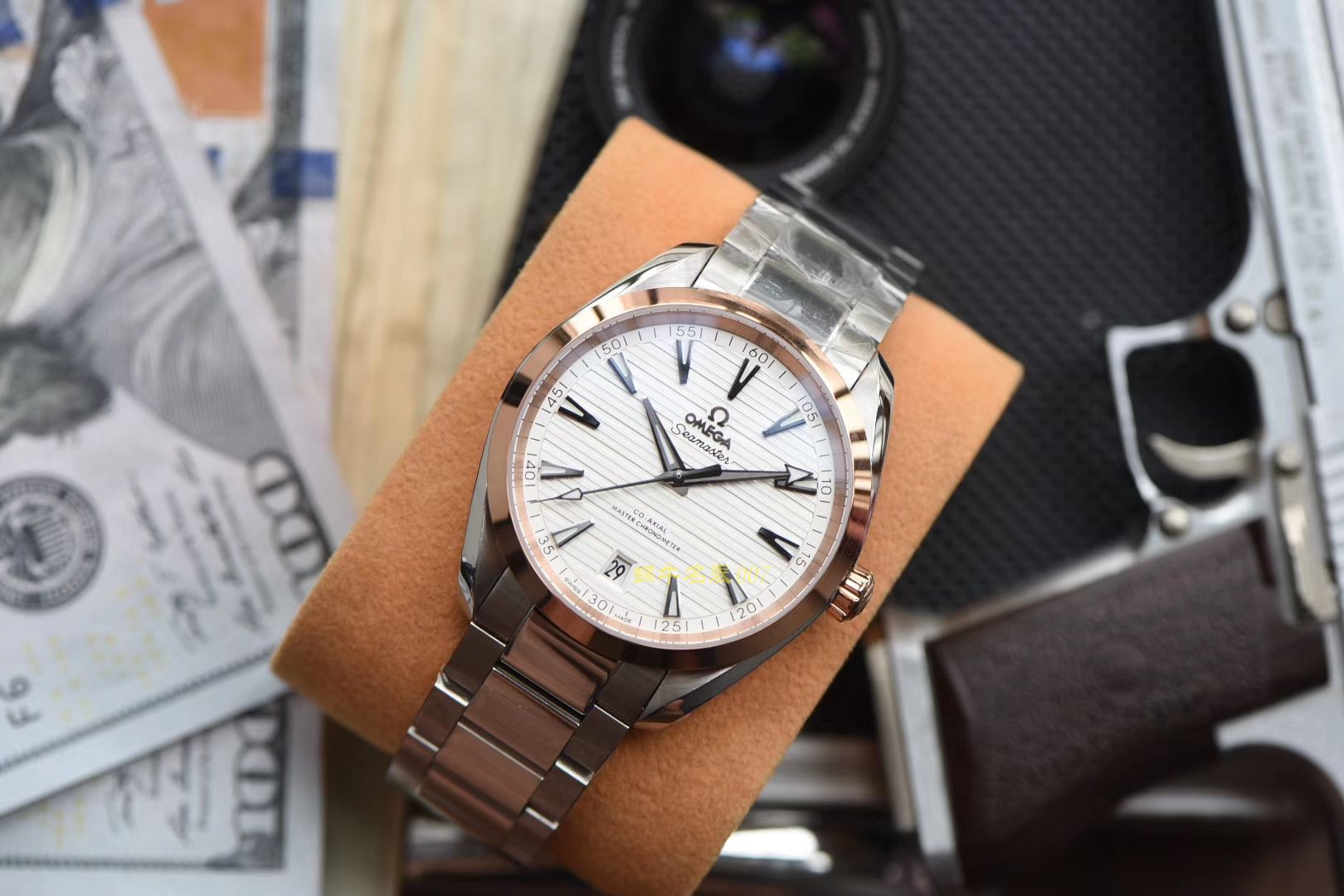 欧米茄海马系列220.22.41.21.02.001腕表【XF新品❗海马150M柚木纹面一比一超A精仿】 / M366