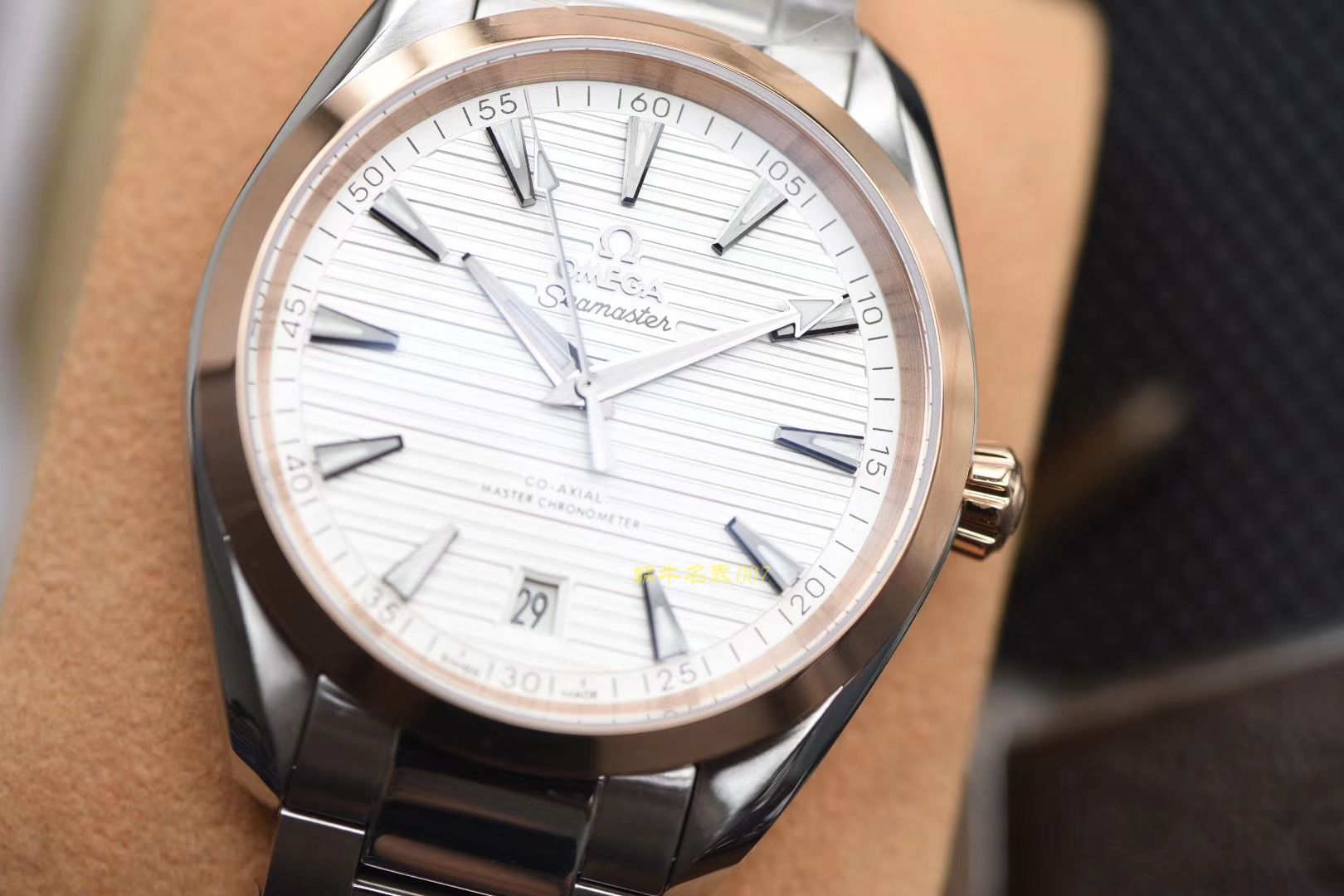 欧米茄海马系列220.22.41.21.02.001腕表【XF新品❗海马150M柚木纹面一比一超A精仿】 / M366