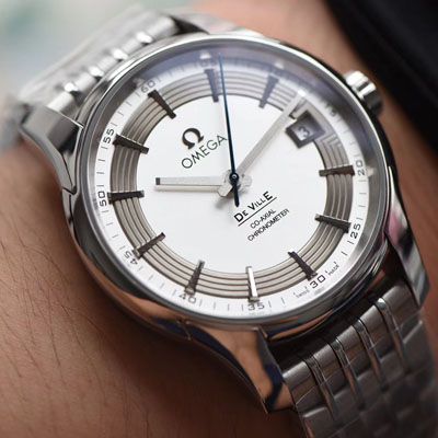 【视频评测】欧米茄碟飞系列431.30.41.21.02.001腕表【VS厂蝶飞明亮之白一比一高仿复刻】