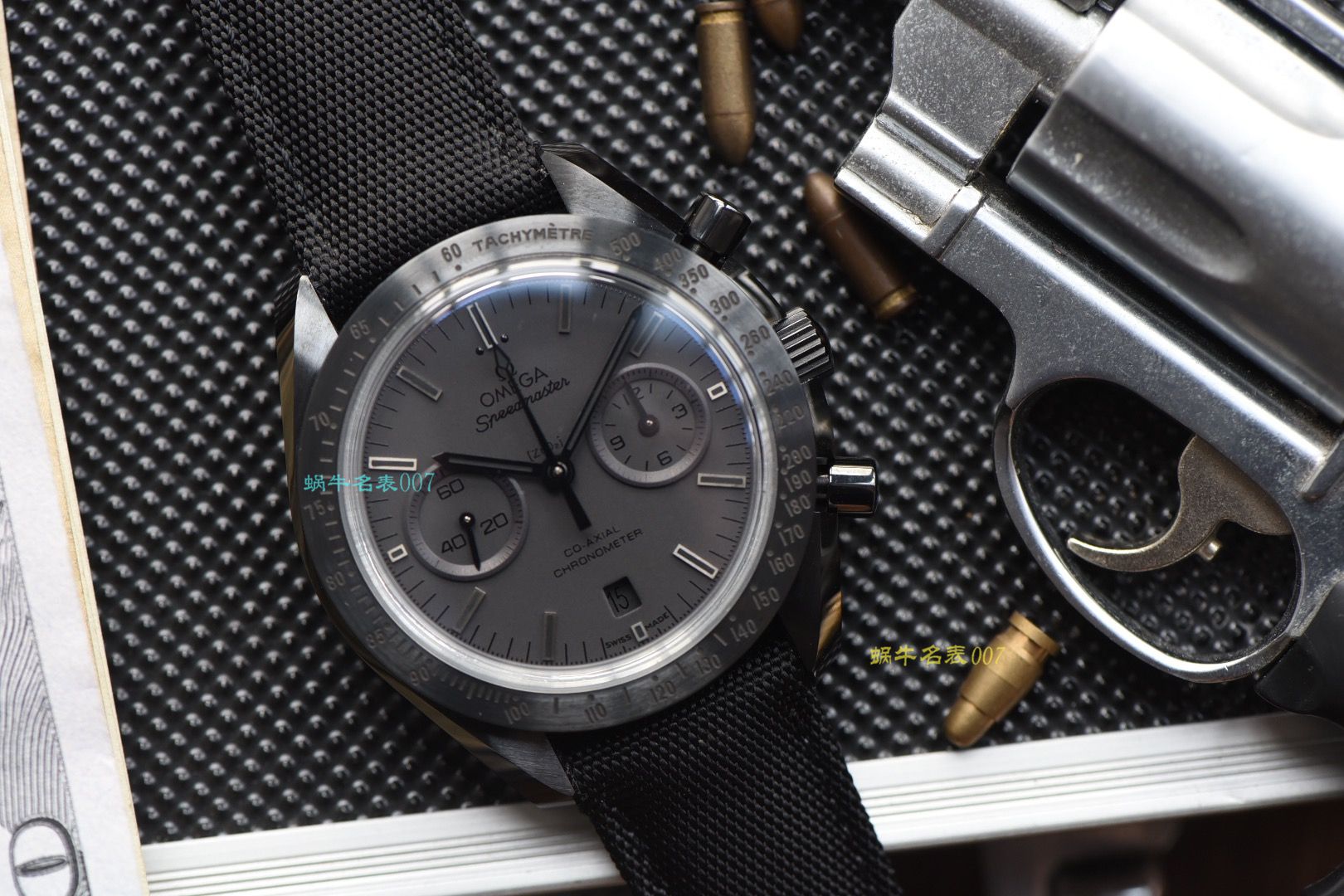 【视频评测OM厂一比一复刻高仿欧米茄月之暗面】OMEGA欧米茄超霸系列311.92.44.51.01.005腕表(墨黑) / M380