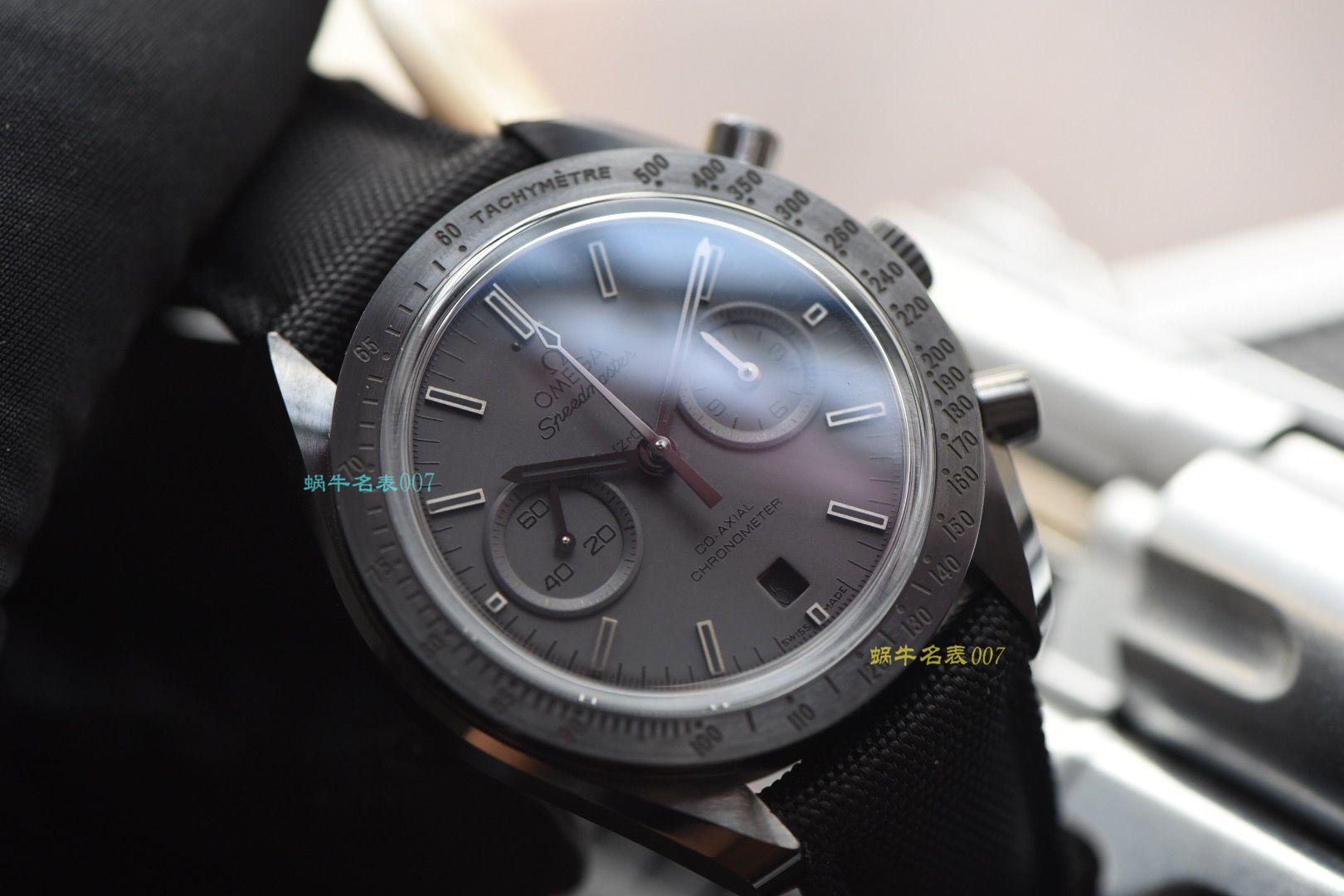 【视频评测OM厂一比一复刻高仿欧米茄月之暗面】OMEGA欧米茄超霸系列311.92.44.51.01.005腕表(墨黑) / M380