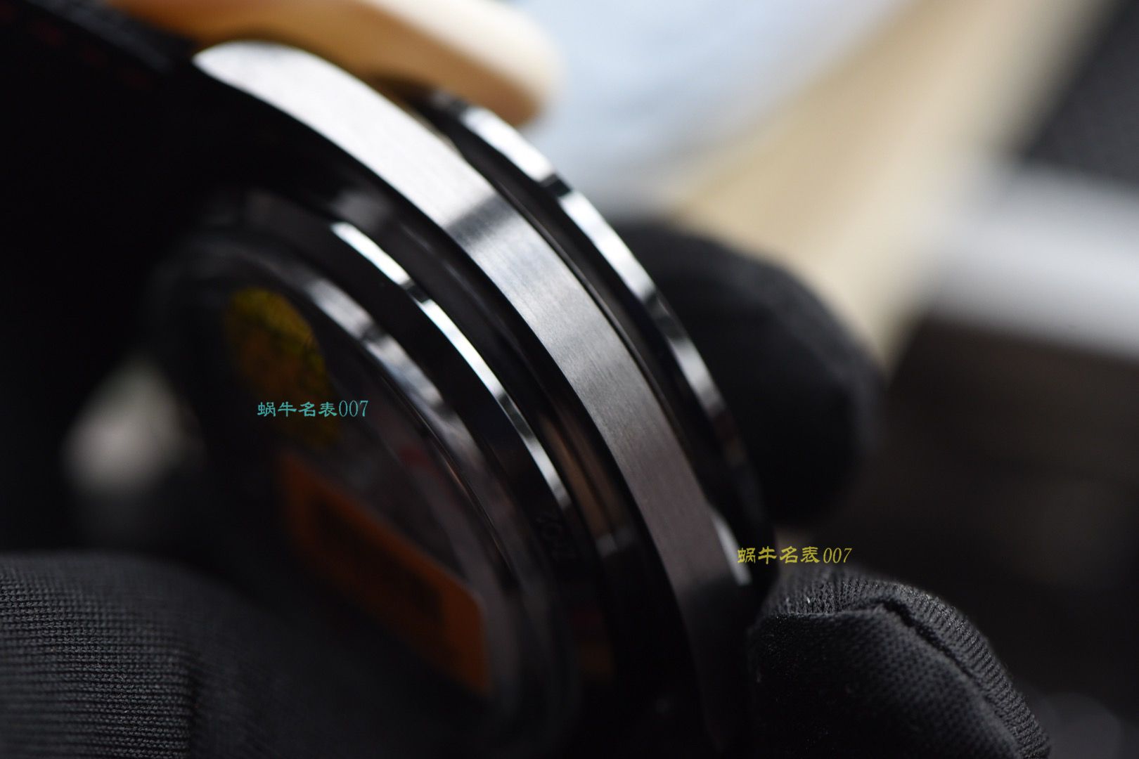 【视频评测OM厂一比一复刻高仿欧米茄月之暗面】OMEGA欧米茄超霸系列311.92.44.51.01.005腕表(墨黑) / M380