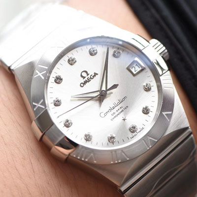 【视频评测VS厂一比一复刻OMEGA手表】欧米茄星座高仿123.10.38.21.52.001腕表