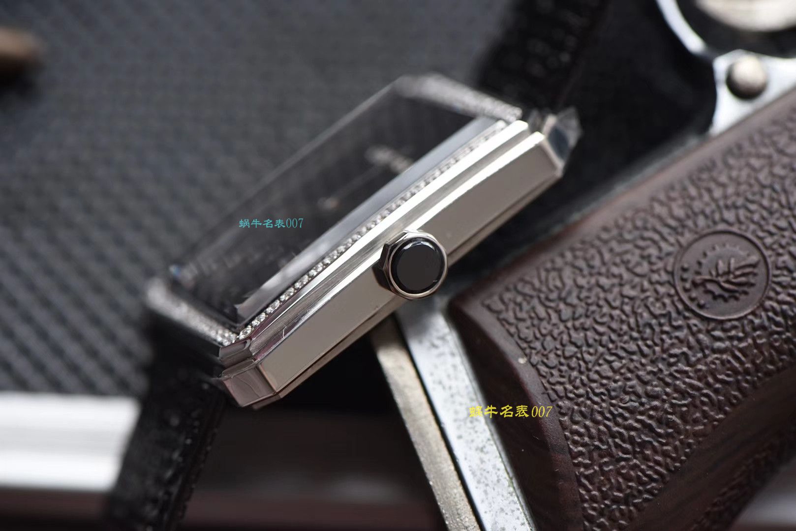 【复刻手表哪家好】香奈儿BOY · FRIEND系列BOY∙FRIEND TWEED女士腕表TWEED斜纹软呢钢带多面可选 / X51