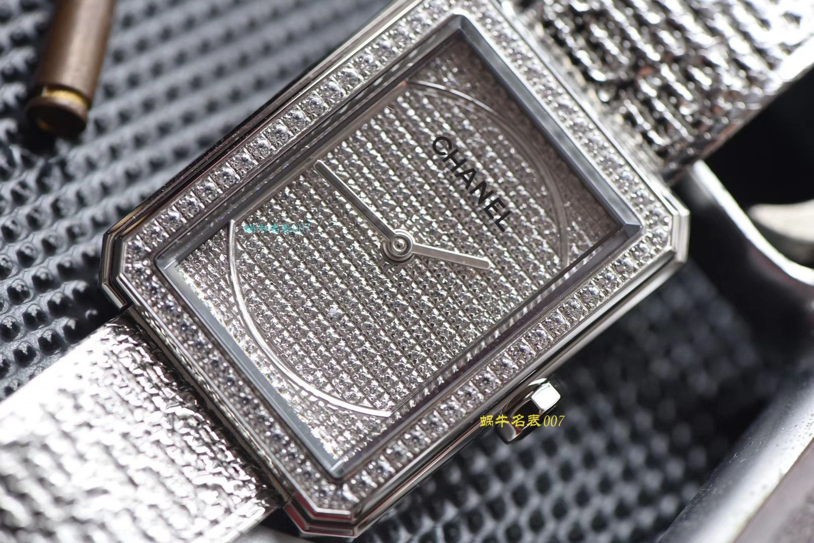 【复刻手表哪家好】香奈儿BOY · FRIEND系列BOY∙FRIEND TWEED女士腕表TWEED斜纹软呢钢带多面可选 / X51